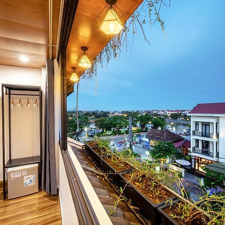 1 Stop Dory Hotel Хойан Экстерьер фото
