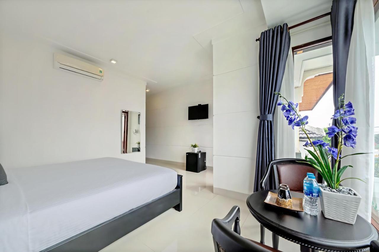 1 Stop Dory Hotel Хойан Экстерьер фото